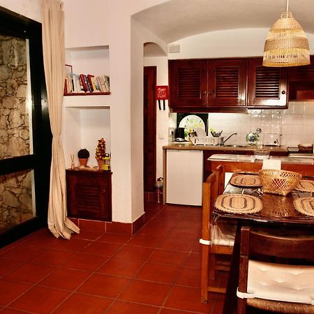 Villa Jacaranda - 550M From The Beach - Free Wifi - By Bedzy Albufeira Dış mekan fotoğraf