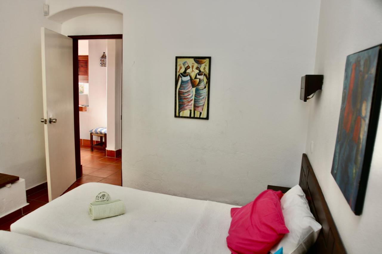 Villa Jacaranda - 550M From The Beach - Free Wifi - By Bedzy Albufeira Dış mekan fotoğraf