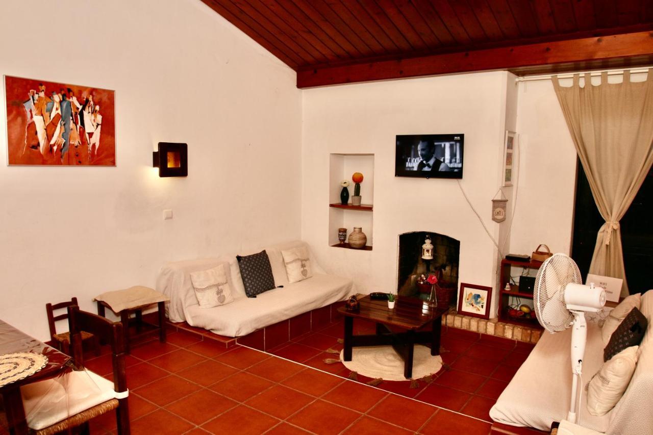 Villa Jacaranda - 550M From The Beach - Free Wifi - By Bedzy Albufeira Dış mekan fotoğraf