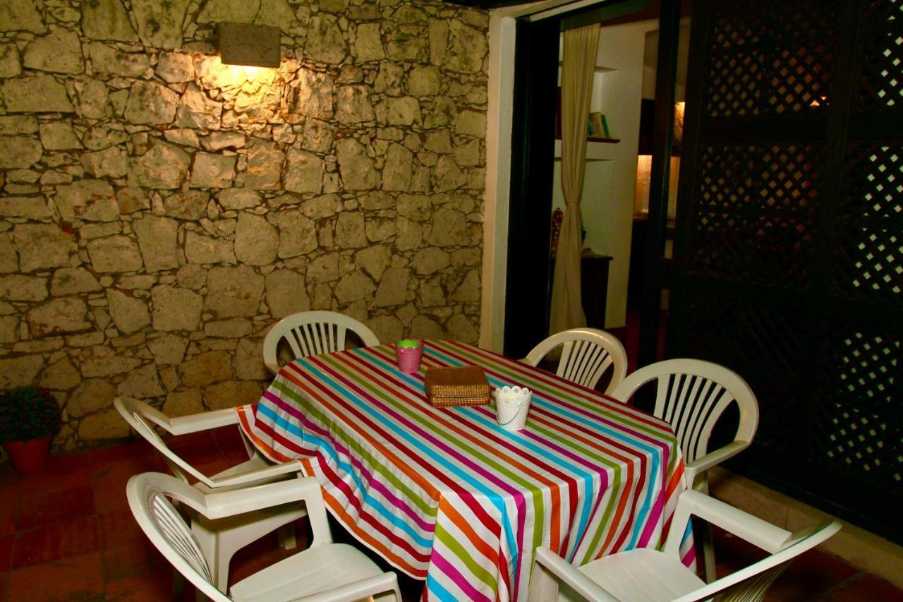 Villa Jacaranda - 550M From The Beach - Free Wifi - By Bedzy Albufeira Dış mekan fotoğraf